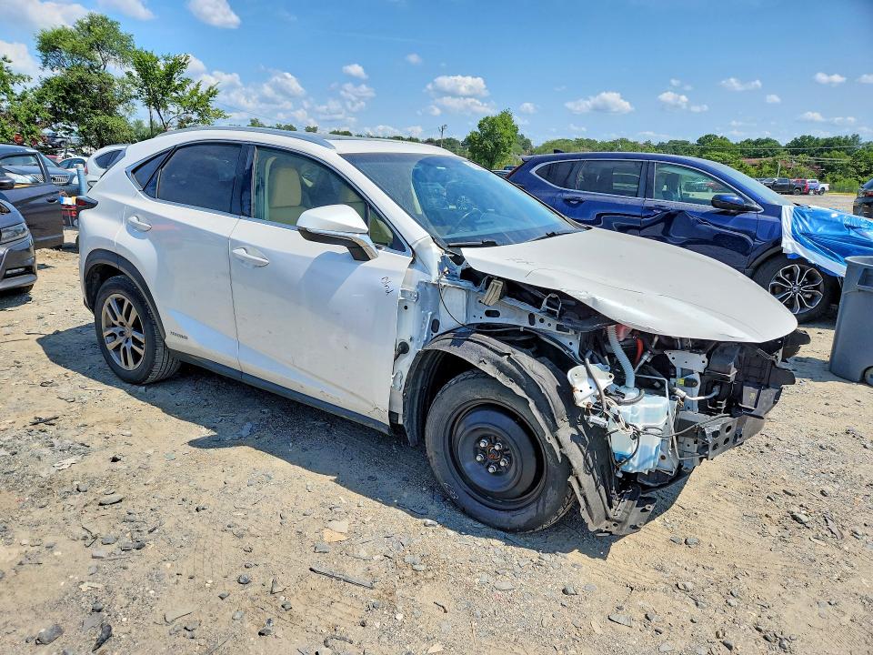 Photo 4 from auction – 2015 LEXUS NX with VIN JTJBJRBZXF2020420