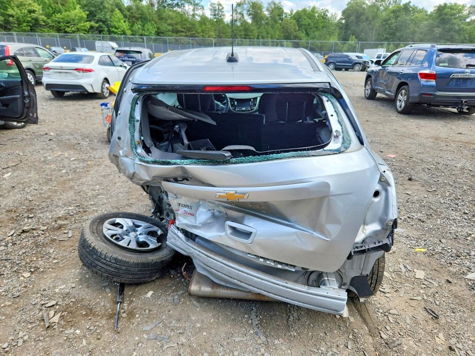 Photo 6 from auction – 2017 CHEVROLET TRAX with VIN KL7CJKSB4HB093199