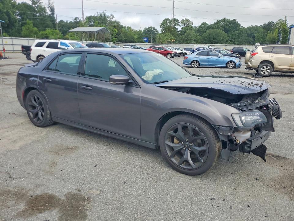 Foto 4 de la subasta – 2021 CHRYSLER 300 con VIN 2C3CCABG7MH585749