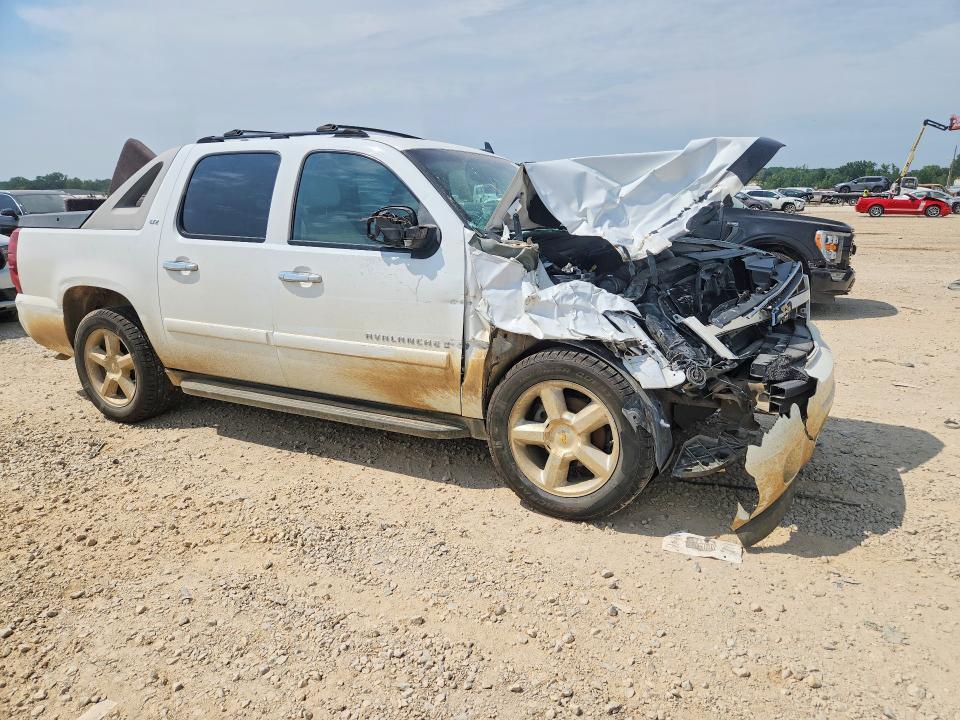 Photo 4 from auction – 2007 CHEVROLET AVALANCHE with VIN 3GNEC12047G183626