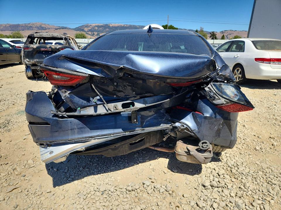 Photo 6 from auction – 2019 HONDA INSIGHT with VIN 19XZE4F57KE028696