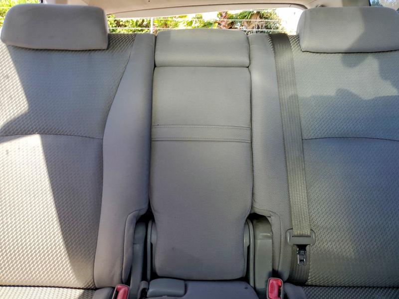 Photo 10 from auction – 2004 TOYOTA HIGHLANDER with VIN JTEDP21A240031056