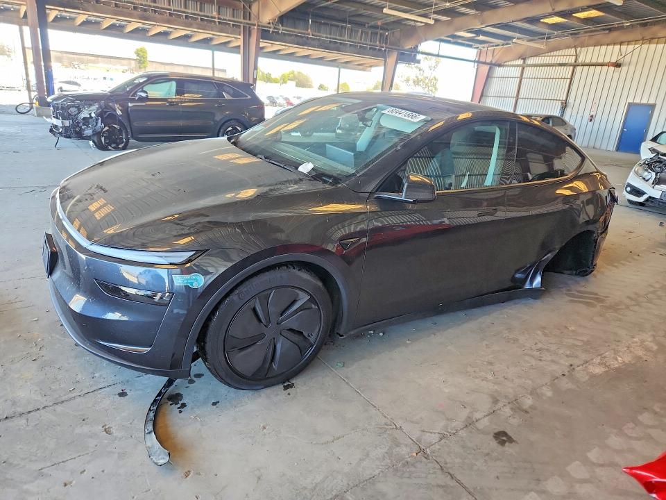 TESLA MODEL Y 2026 with VIN 7SAYGDEE7TF346436 - Photo from auction