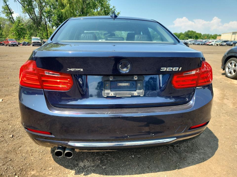 Photo 6 from auction – 2013 BMW 328 with VIN WBA3B5C59DF596754