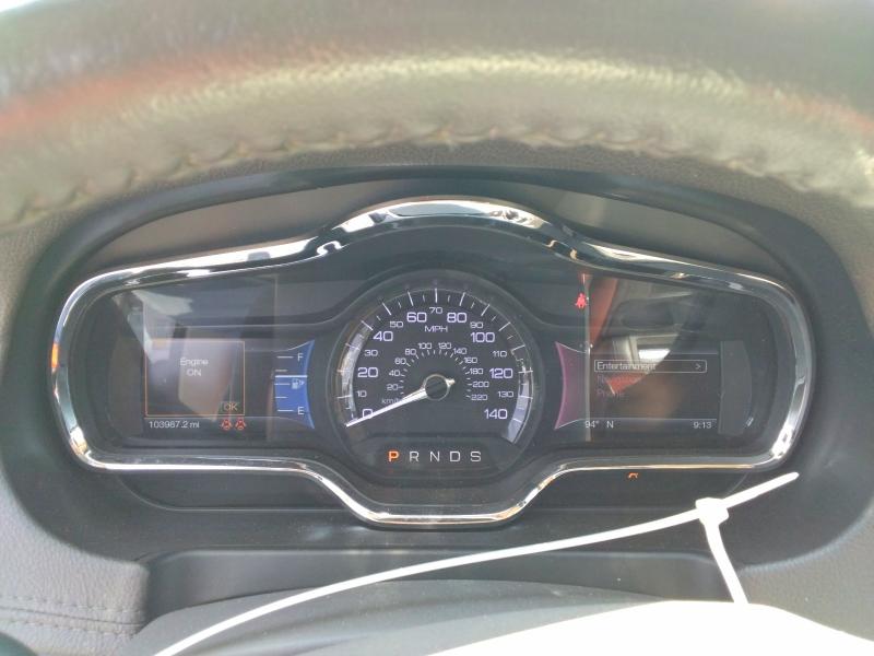 Photo 9 from auction – 2019 LINCOLN MKT with VIN 2LMHJ5AT5KBL01869