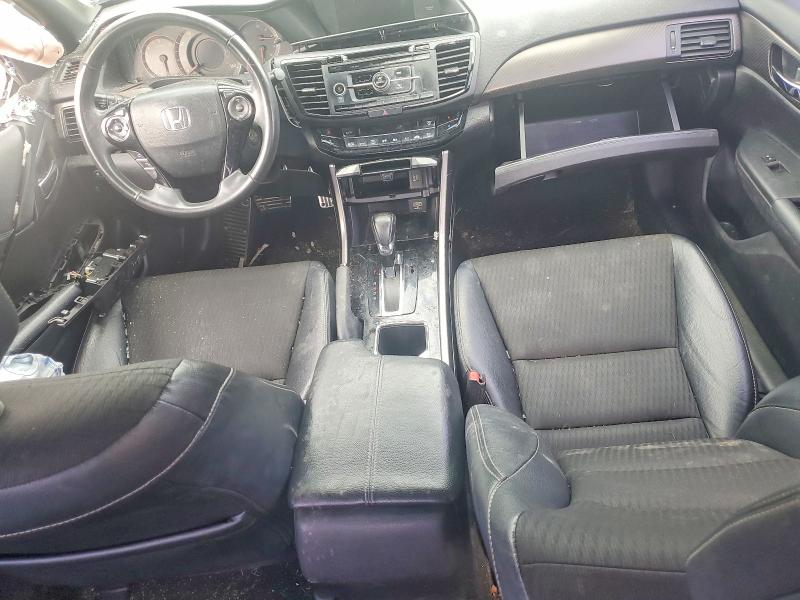 Photo 8 from auction – 2017 HONDA ACCORD with VIN 1HGCR2F52HA036331
