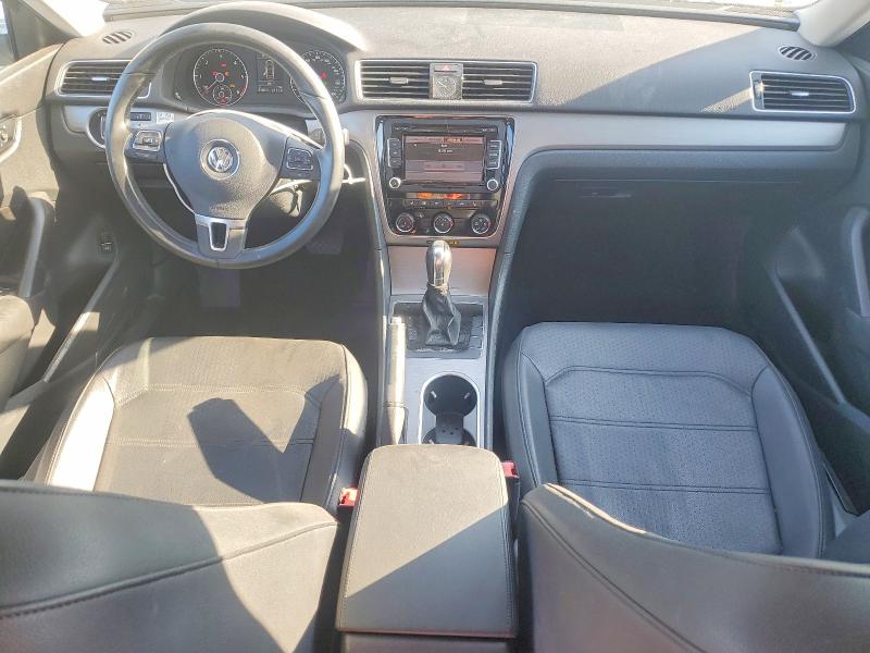 Photo 8 from auction – 2014 VOLKSWAGEN PASSAT with VIN 1VWBN7A36EC032501