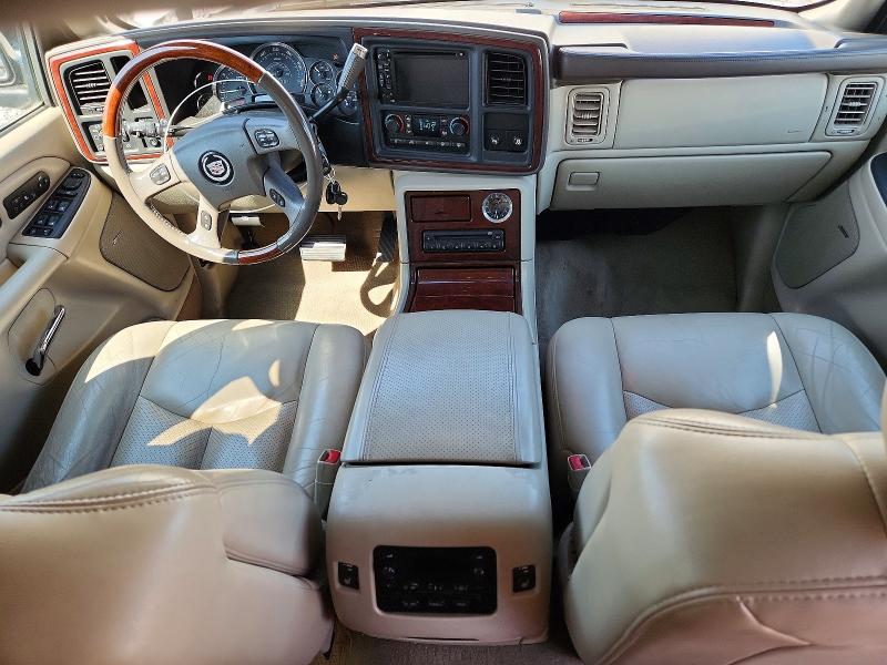 Photo 8 from auction – 2006 CADILLAC ESCALADE with VIN 3GYFK66N36G169860