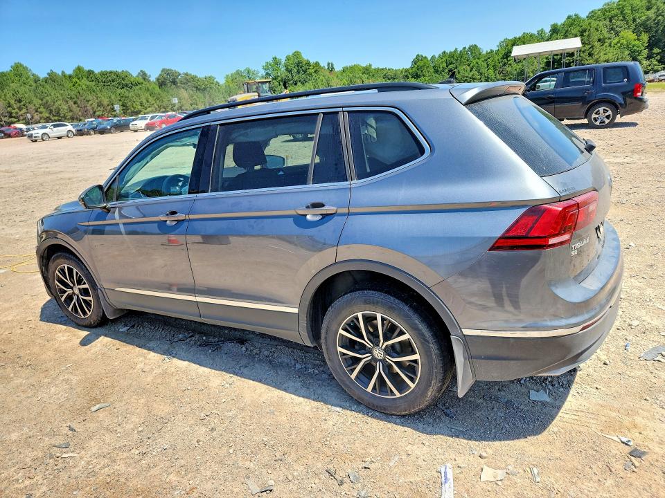 Photo 2 from auction – 2021 VOLKSWAGEN TIGUAN with VIN 3VV2B7AX5MM016674