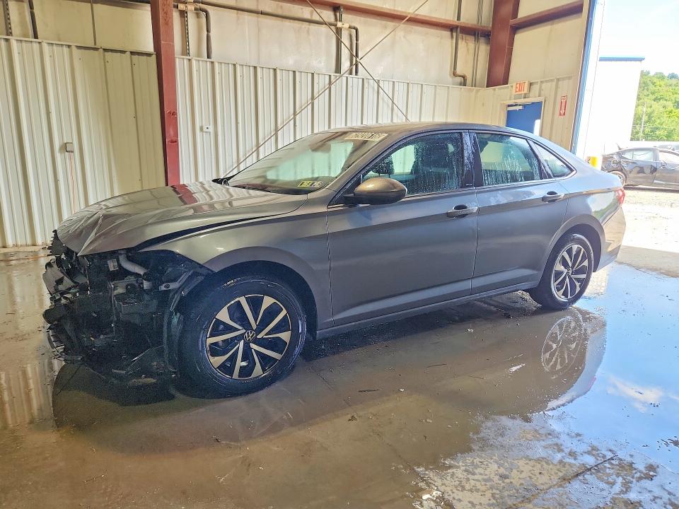 Photo 1 from auction – 2024 VOLKSWAGEN JETTA with VIN 3VW5M7BU5RM043520