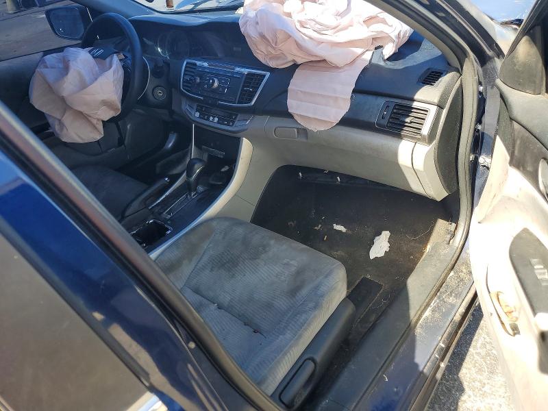 Photo 8 from auction – 2015 HONDA ACCORD with VIN 1HGCR2F31FA130177