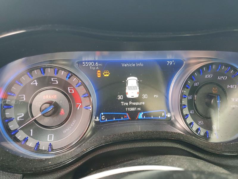 Photo 9 from auction – 2019 CHRYSLER 300 with VIN 2C3CCABT3KH580431