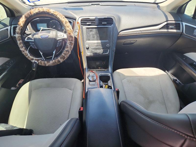 Photo 8 from auction – 2019 FORD FUSION with VIN 3FA6P0HD9KR170332