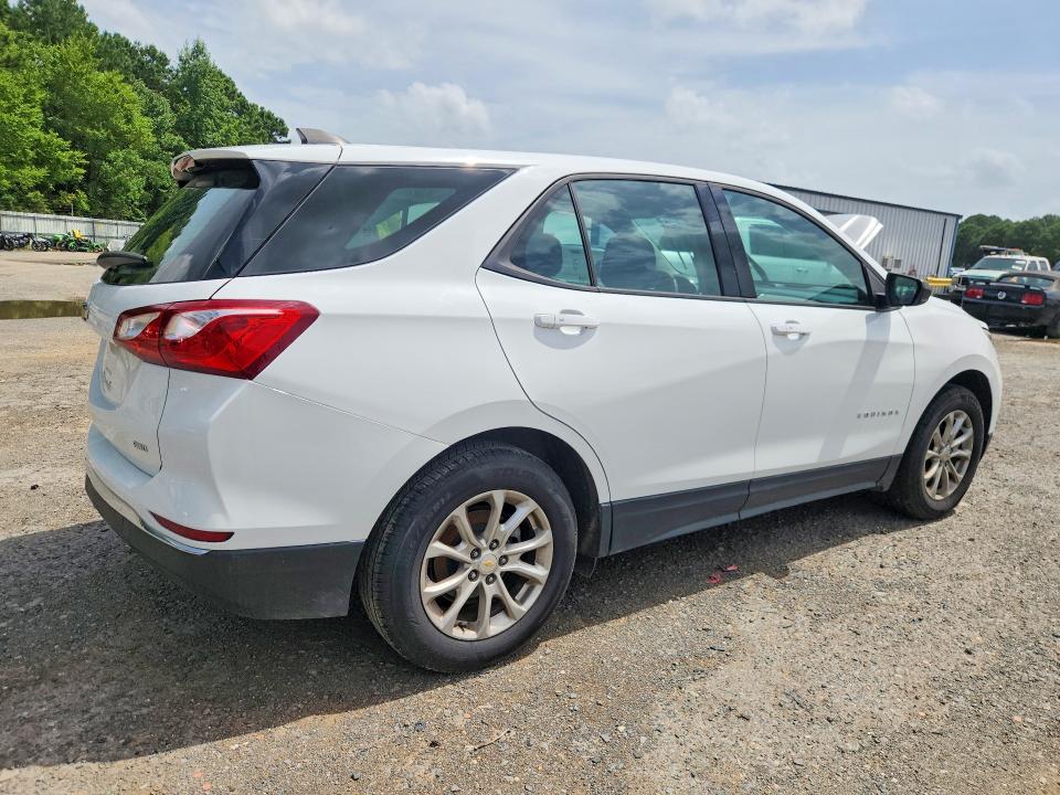 Photo 3 from auction – 2018 CHEVROLET EQUINOX with VIN 2GNAXREV6J6225659