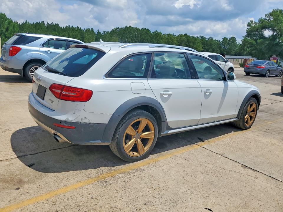 Photo 3 from auction – 2013 AUDI A4 ALLROAD with VIN WA1VFAFL2DA167577