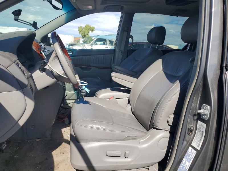 Photo 7 from auction – 2004 TOYOTA SIENNA with VIN 5TDBA22C44S017198