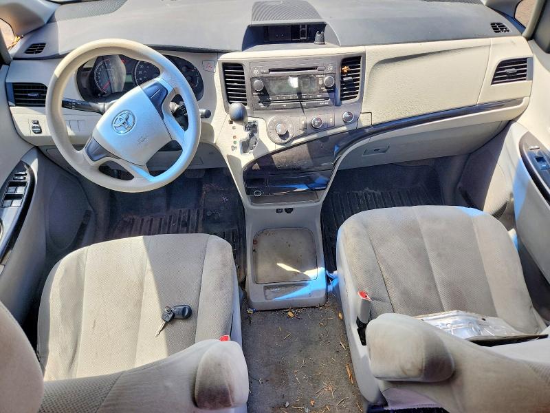 Photo 8 from auction – 2013 TOYOTA SIENNA with VIN 5TDZK3DC6DS311247