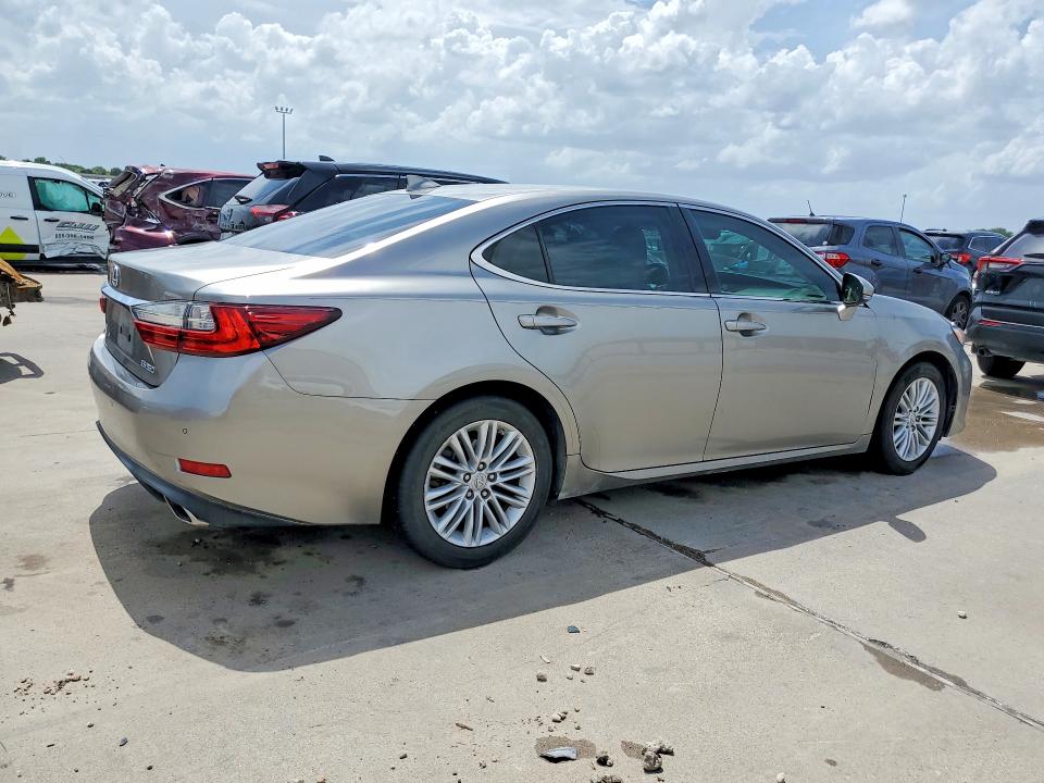 Photo 3 from auction – 2017 LEXUS ES with VIN 58ABK1GG4HU067088
