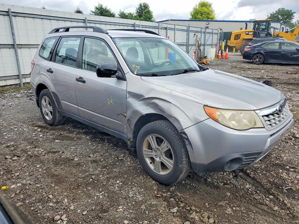 Photo 4 from auction – 2012 SUBARU FORESTER with VIN JF2SHABC4CH466259