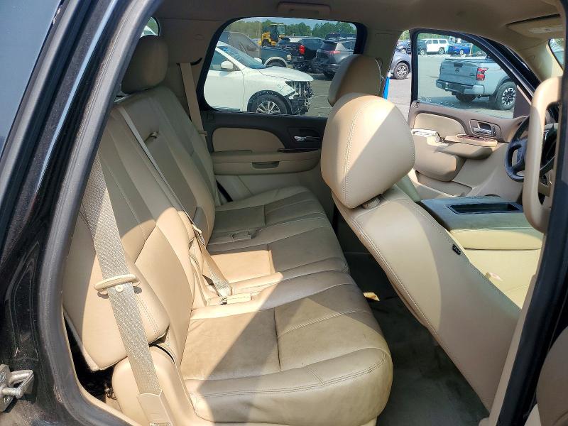 Photo 11 from auction – 2012 CHEVROLET TAHOE with VIN 1GNSCBE05CR283023