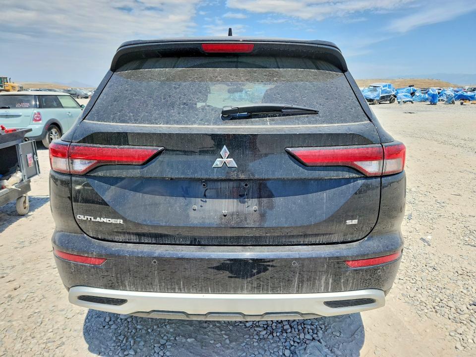 Photo 6 from auction – 2024 MITSUBISHI OUTLANDER with VIN JA4J3VA88RZ062469