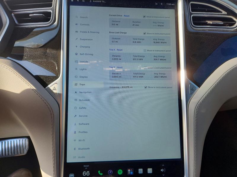Photo 9 from auction – 2015 TESLA MODEL S with VIN 5YJSA1H26FFP78010