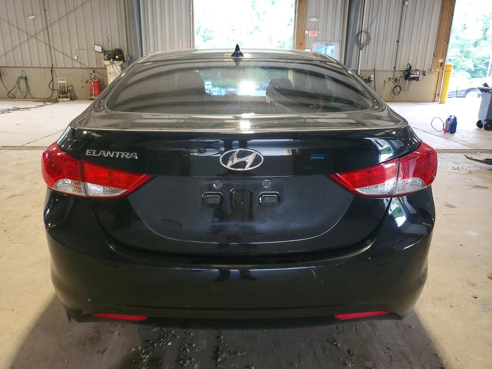 Photo 6 from auction – 2012 HYUNDAI ELANTRA with VIN KMHDH4AE8CU324544