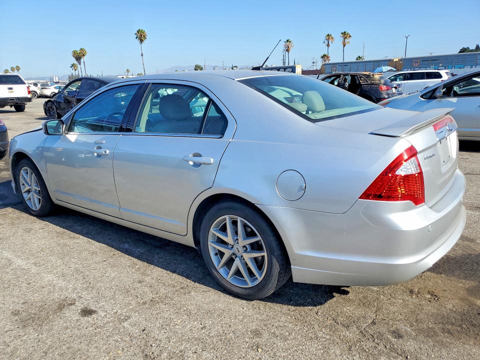 Photo 2 from auction – 2011 FORD FUSION with VIN 3FAHP0JG0BR303024