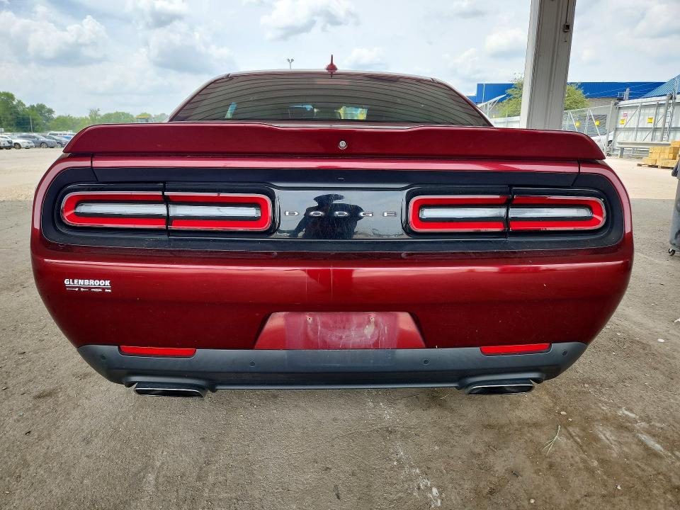 Photo 6 from auction – 2019 DODGE CHALLENGER with VIN 2C3CDZBTXKH667660
