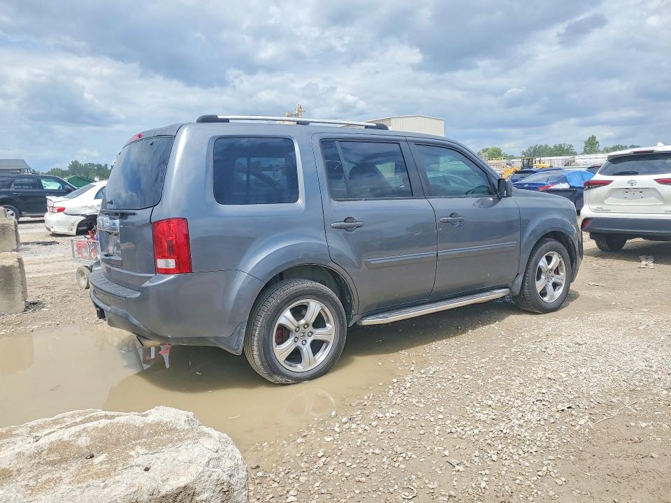 Photo 3 from auction – 2012 HONDA PILOT with VIN 5FNYF3H66CB006192