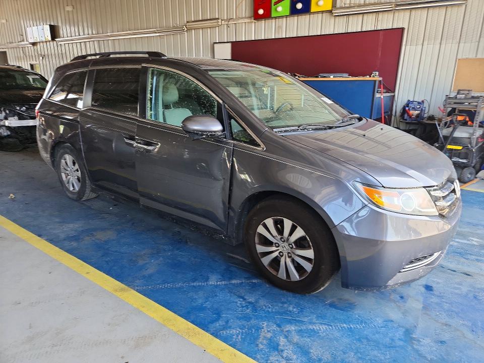 Photo 4 from auction – 2017 HONDA ODYSSEY with VIN 5FNRL5H37HB016610
