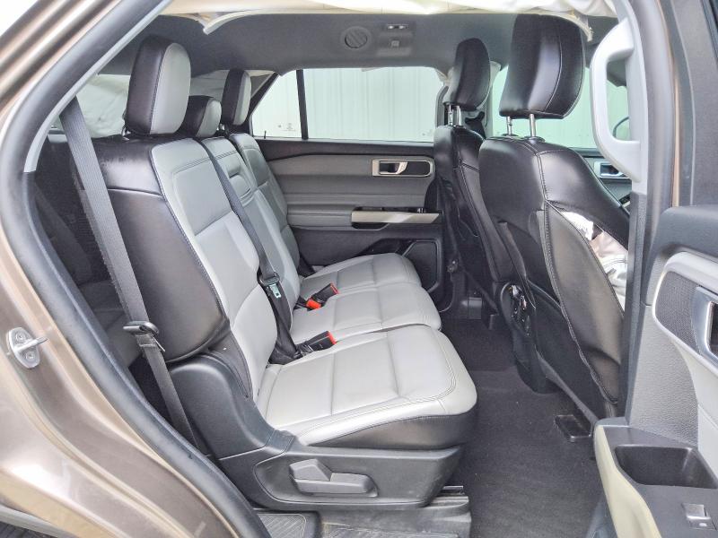 Photo 11 from auction – 2021 FORD EXPLORER with VIN 1FMSK7DH4MGB50620