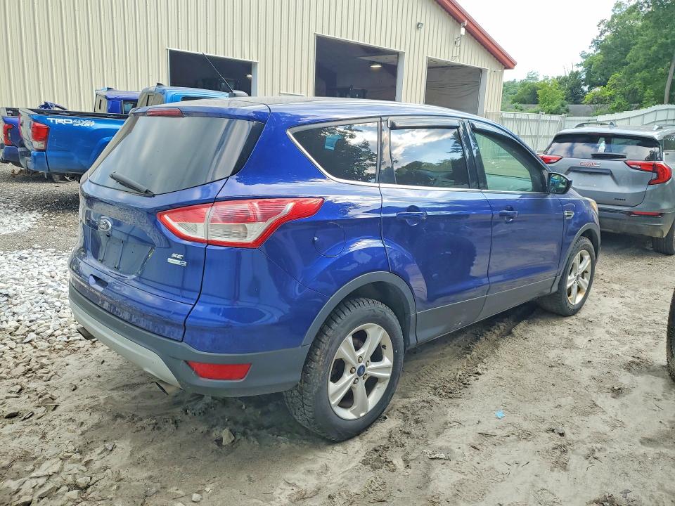 Photo 3 from auction – 2015 FORD ESCAPE with VIN 1FMCU9GX8FUA34709