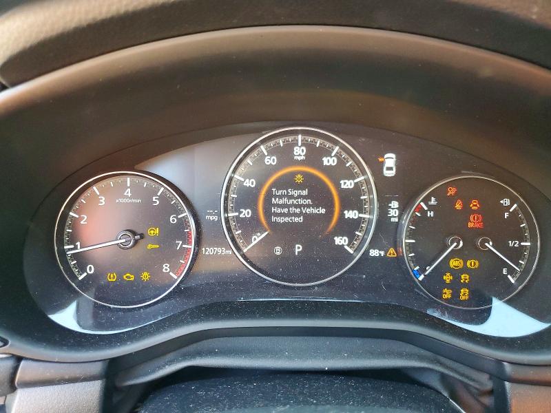 Photo 9 from auction – 2019 MAZDA 3 with VIN 3MZBPAEM0KM103969