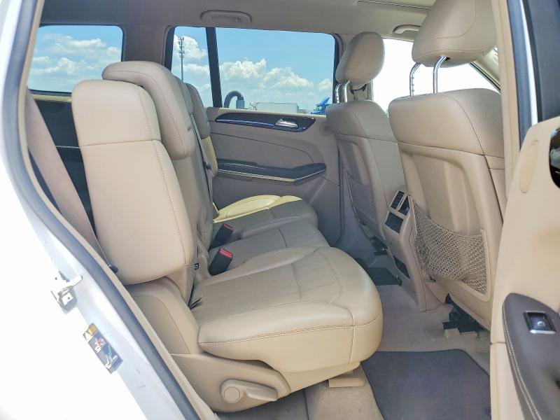 Photo 11 from auction – 2014 MERCEDES-BENZ GL with VIN 4JGDF7CE1EA410237