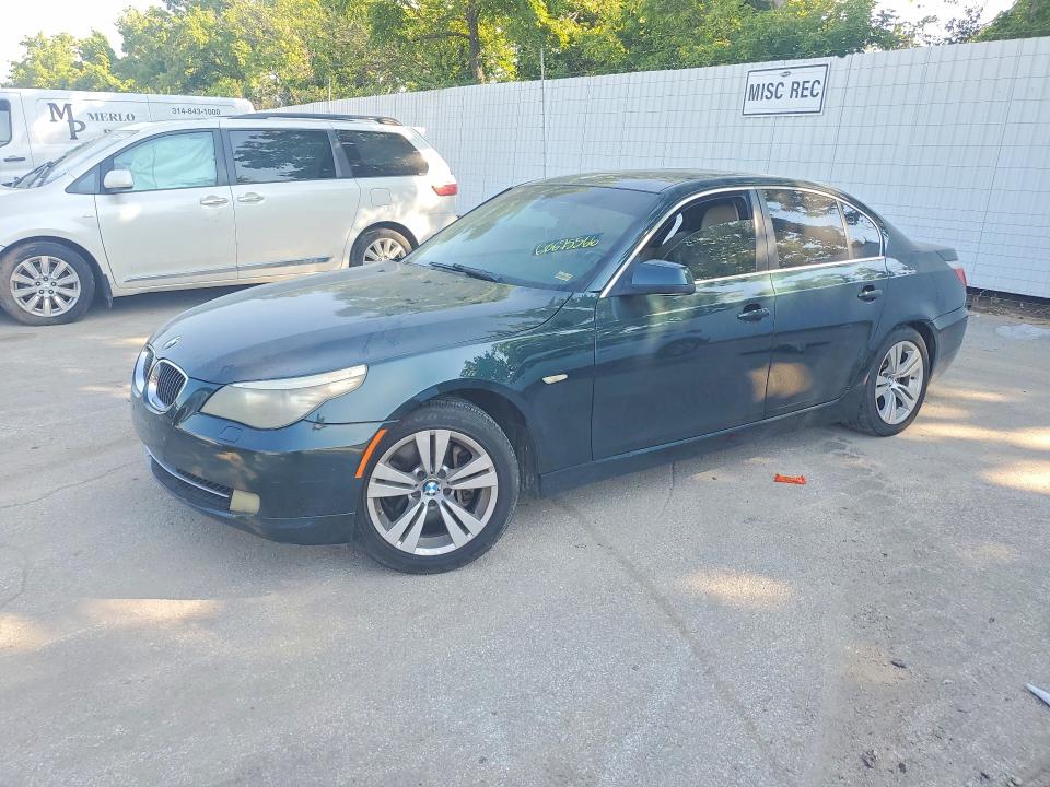 BMW 528 2010 с VIN WBANU5C58AC366185 - Снимка от търг
