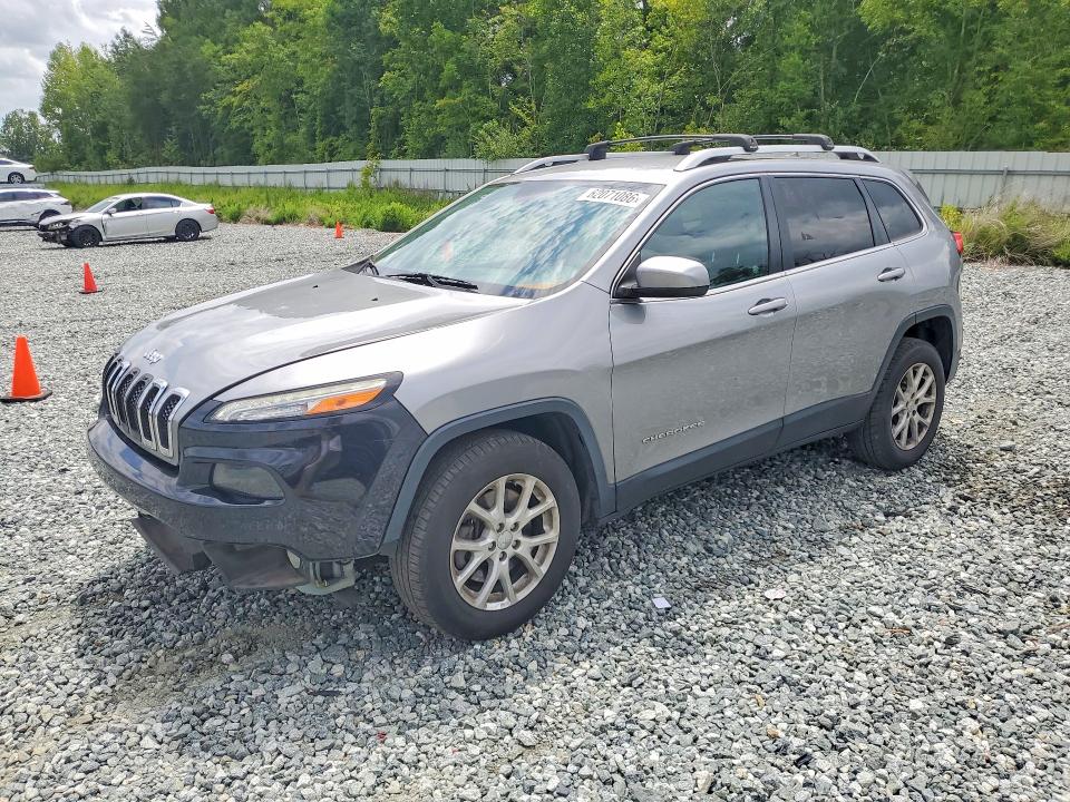JEEP CHEROKEE 2016 with VIN 1C4PJMCB8GW131359 - Photo from auction