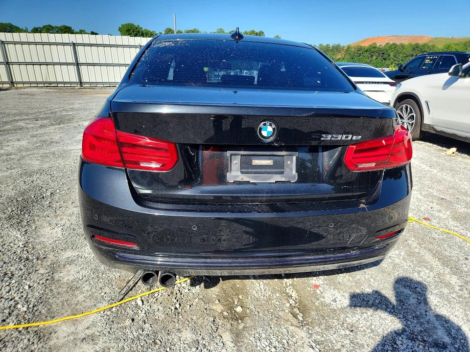 Photo 6 from auction – 2017 BMW 330E with VIN WBA8E1C5XHK480160