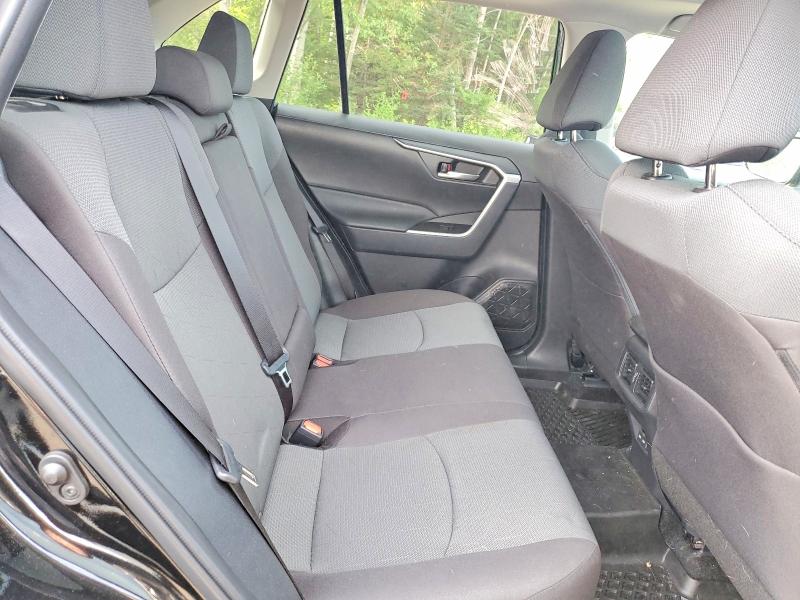 Photo 11 from auction – 2024 TOYOTA RAV4 with VIN 2T3R1RFV4RC466133