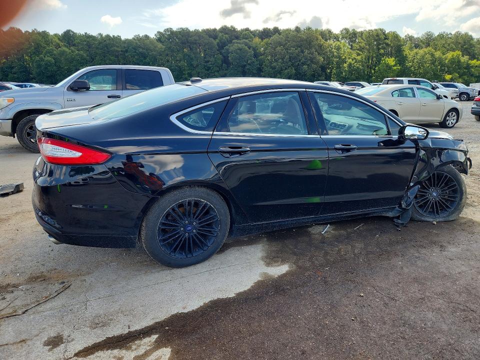 Photo 3 from auction – 2016 FORD FUSION with VIN 3FA6P0HD1GR101562