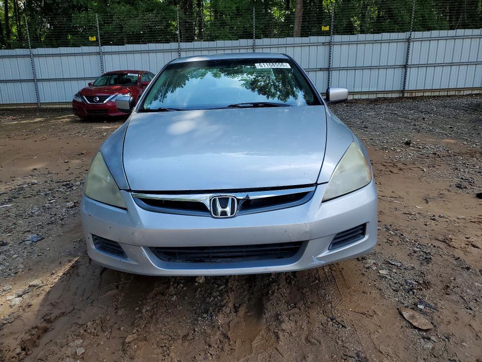 Photo 5 from auction – 2007 HONDA ACCORD with VIN JHMCM563X7C014494