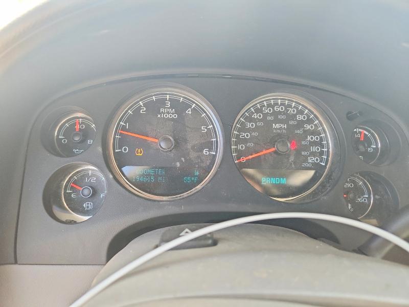 Zdjęcie 9 z aukcji – 2011 GMC YUKON z VIN 1GKS2CE02BR247701