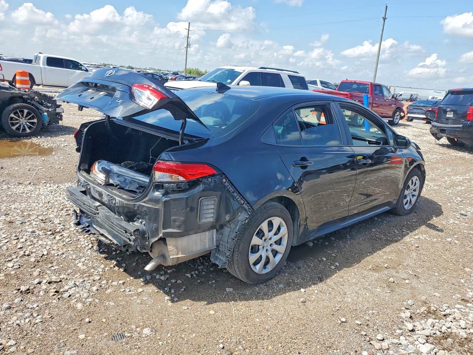 Foto 3 de la subasta – 2022 TOYOTA COROLLA con VIN 5YFEPMAE4NP357794