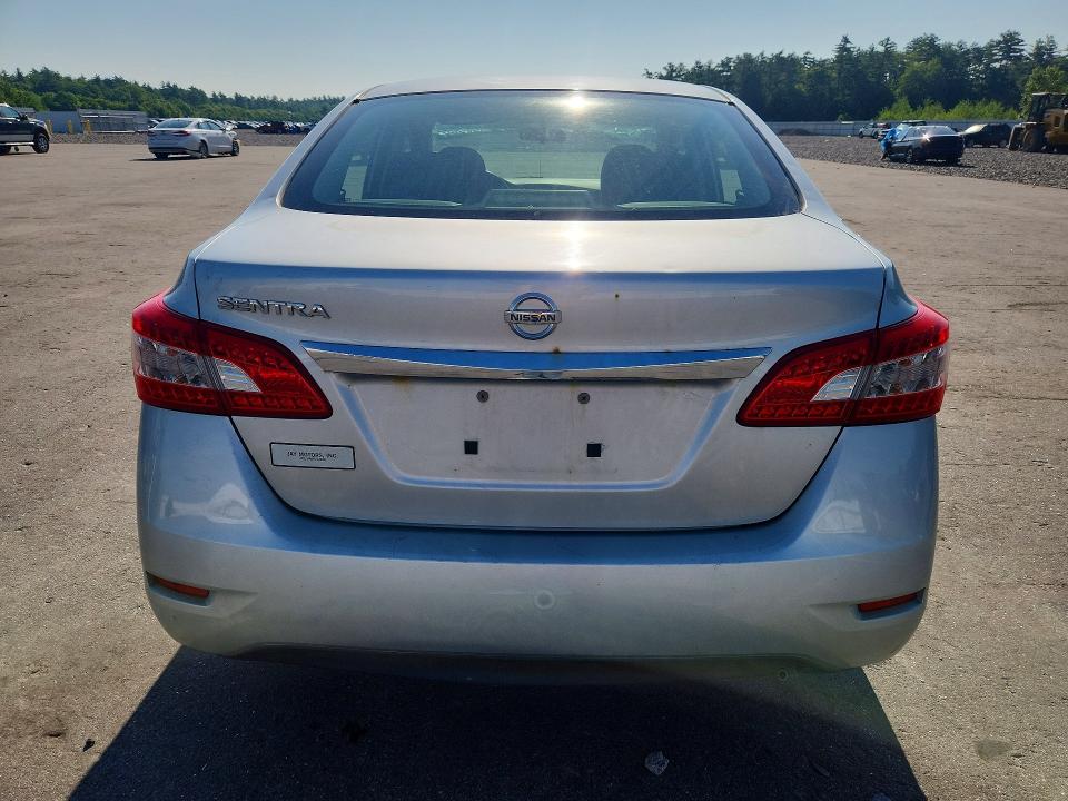 Photo 6 from auction – 2015 NISSAN SENTRA with VIN 3N1AB7AP8FY369497