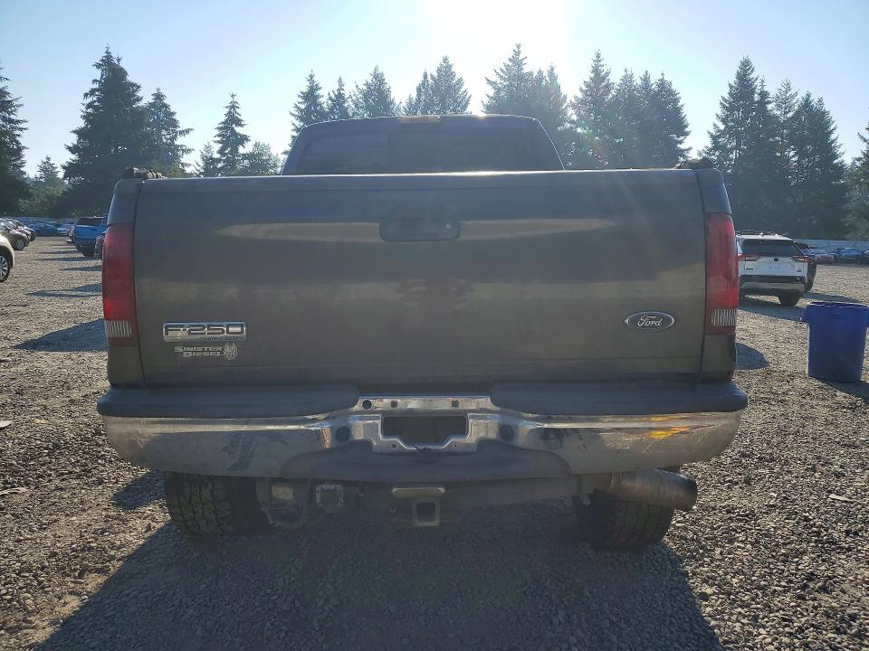 Photo 6 from auction – 2005 FORD F250 with VIN 1FTSW21P55EC65490