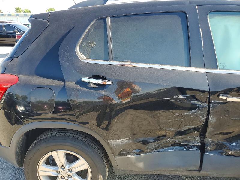 Photo 11 from auction – 2018 CHEVROLET TRAX with VIN 3GNCJLSB4JL380255