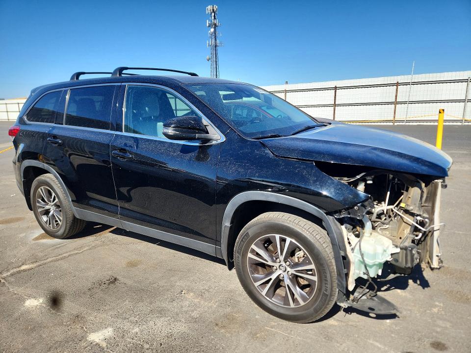 Photo 4 from auction – 2019 TOYOTA HIGHLANDER with VIN 5TDZZRFH2KS349904