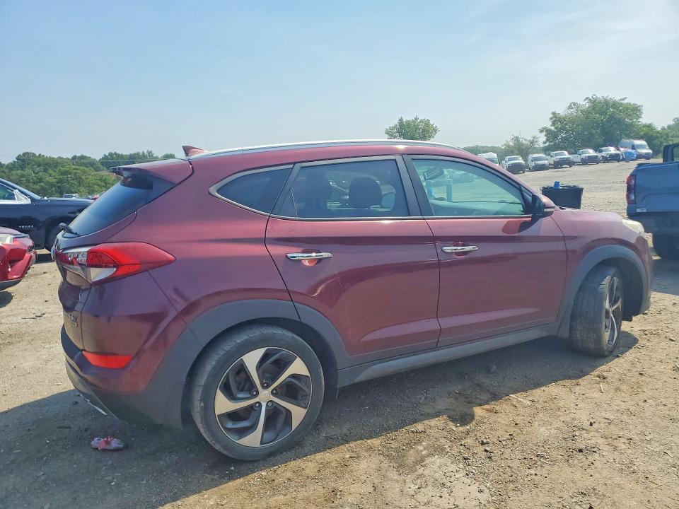 Photo 3 from auction – 2016 HYUNDAI TUCSON with VIN KM8J3CA28GU231031