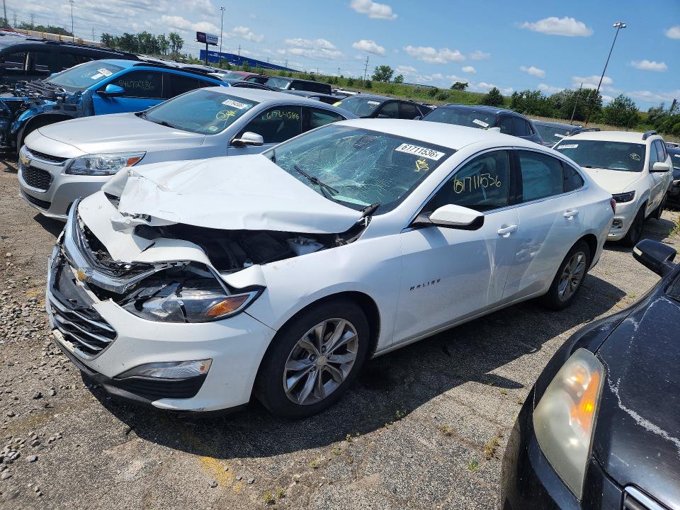 CHEVROLET MALIBU 2019 with VIN 1G1ZD5ST8KF136630 - Photo from auction