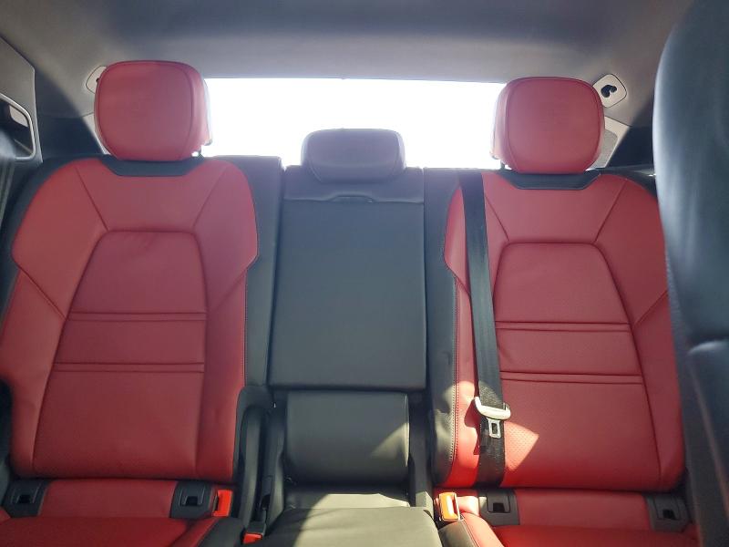 Photo 10 from auction – 2024 PORSCHE CAYENNE with VIN WP1BA2AY7RDA52218